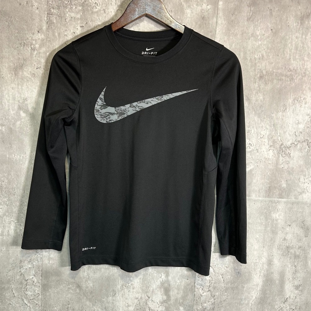 Nike Kids Dri-FIT Long Sleeve Training Shirt Black Camo Swoosh Size Medium M